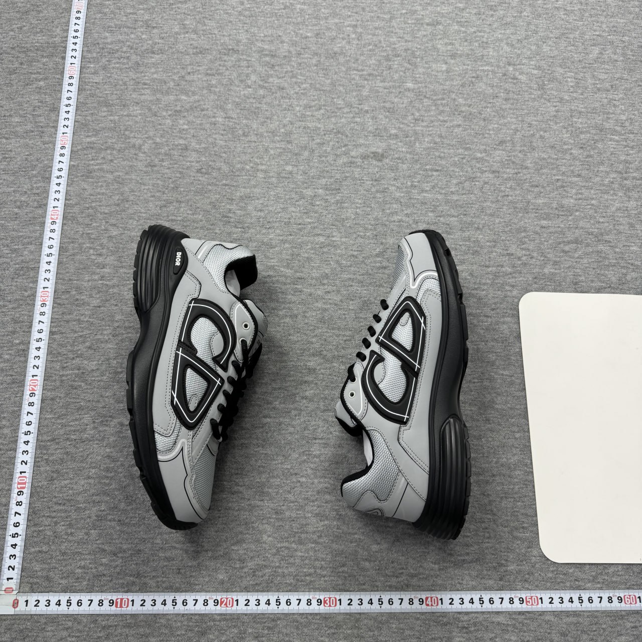 Dior B22 Sneakers [40 styles]