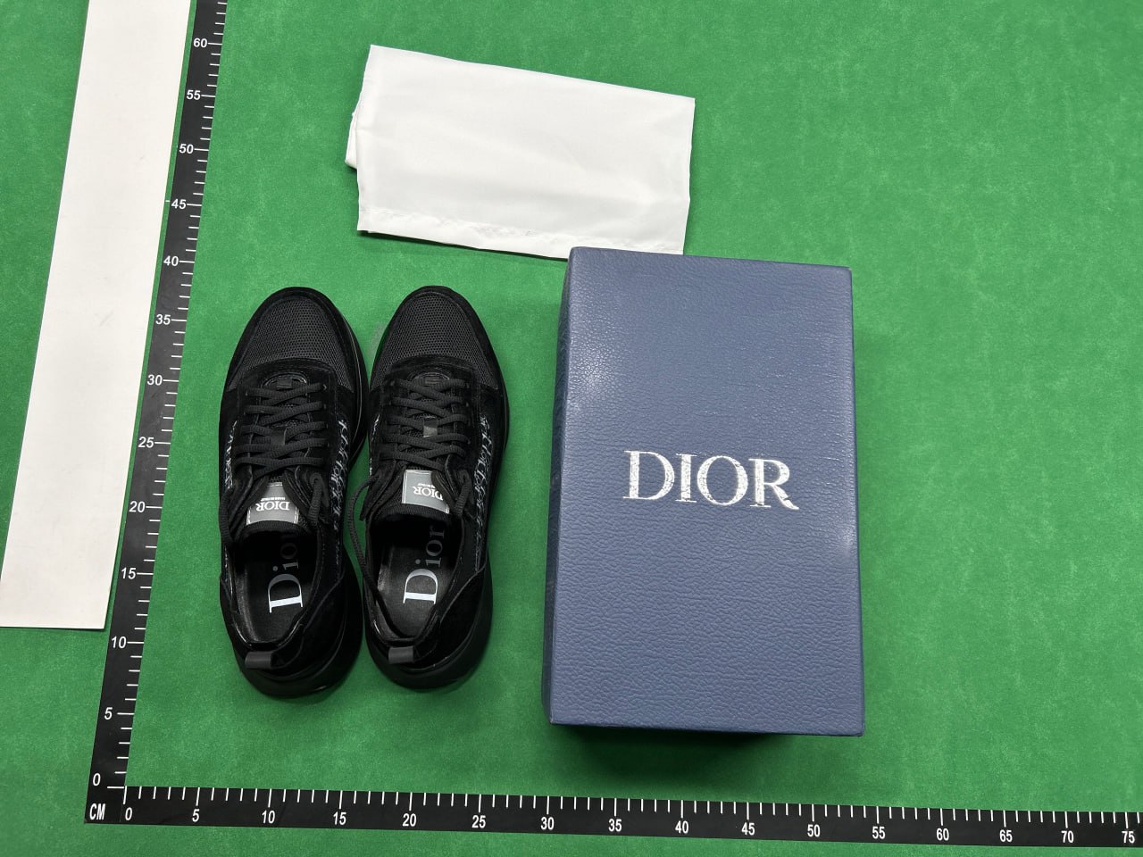 Dior B22 Sneakers [35 styles]