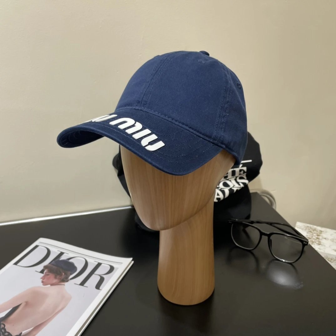 Miu Miu Caps [40 styles]