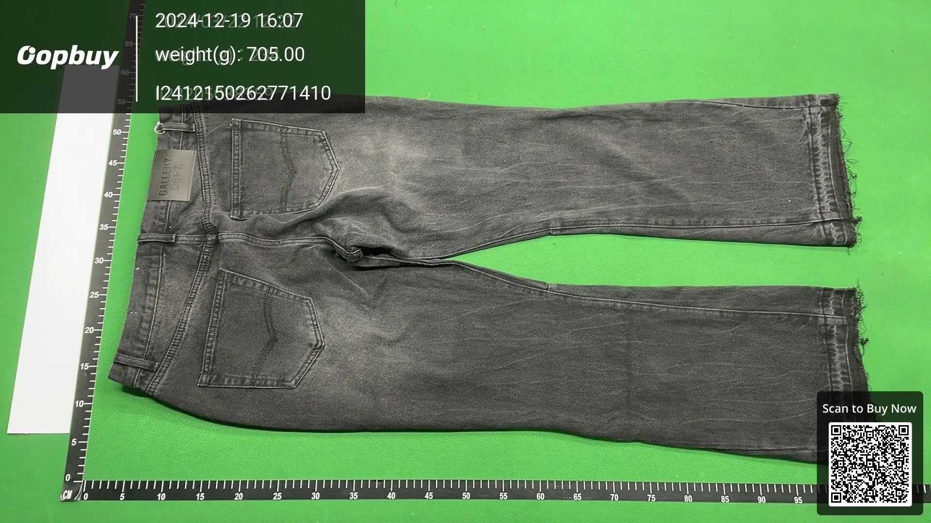 Black Distressed Denim Pants [25 styles]