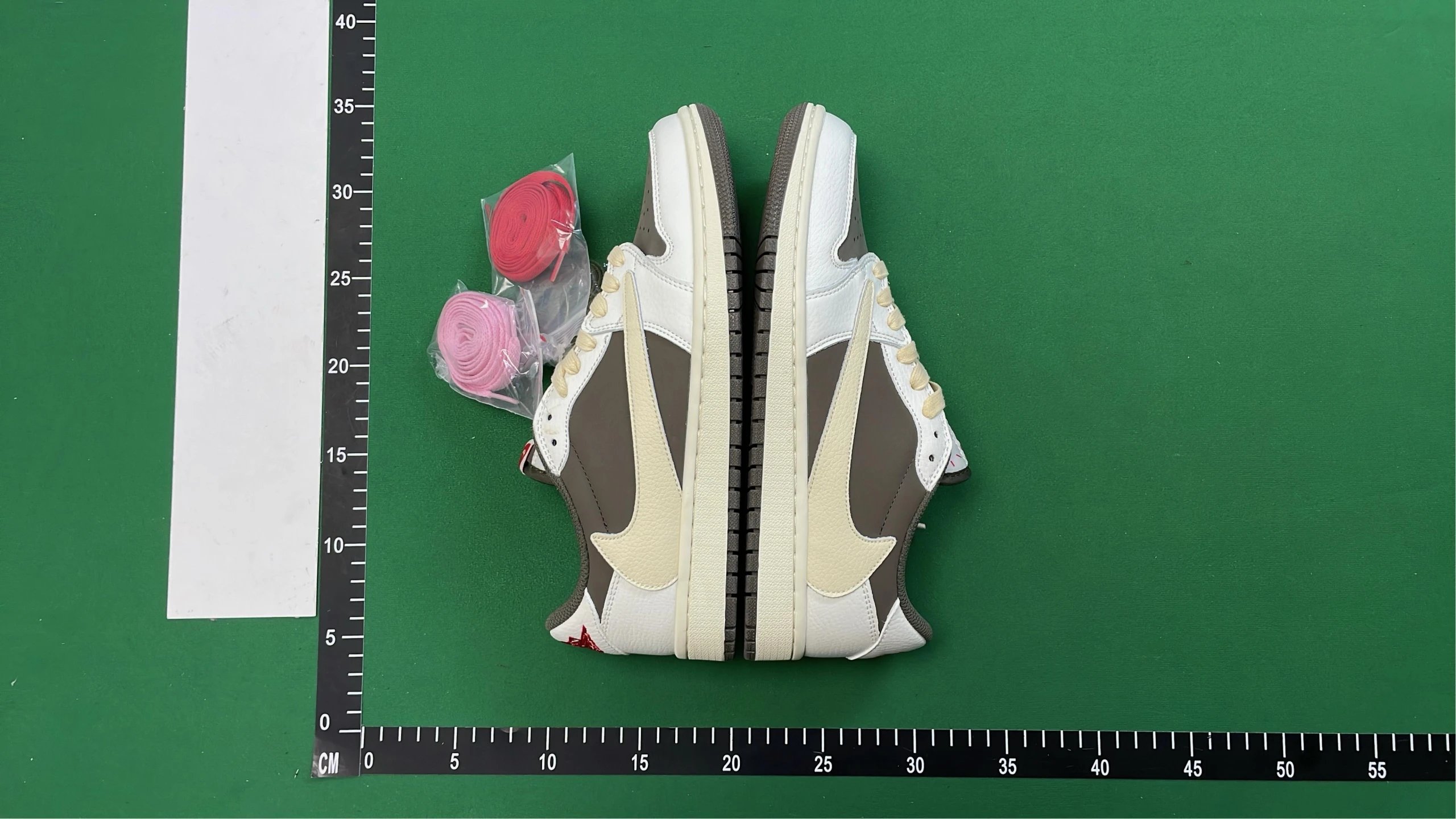 Nike Dunk Low Sneakers [33 styles]