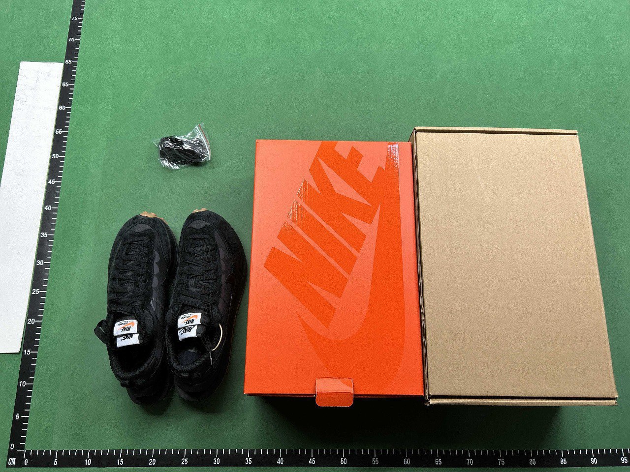 Nike Sacai LDV Waffle Sneakers [30 styles]