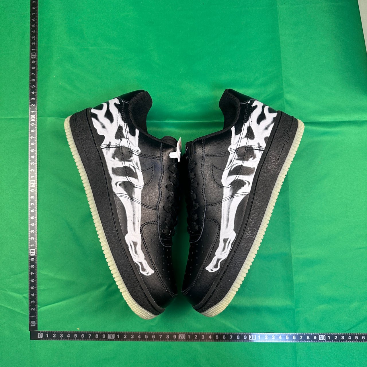 Supreme x Nike Air Force 1 Low Sneakers [25 styles]