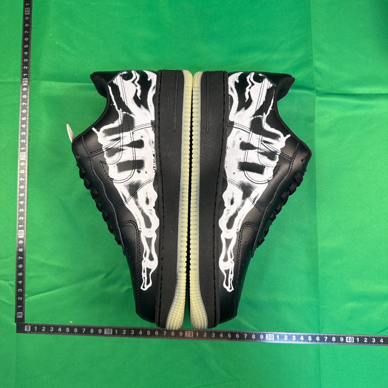 Supreme x Nike Air Force 1 Low Sneakers [25 styles]