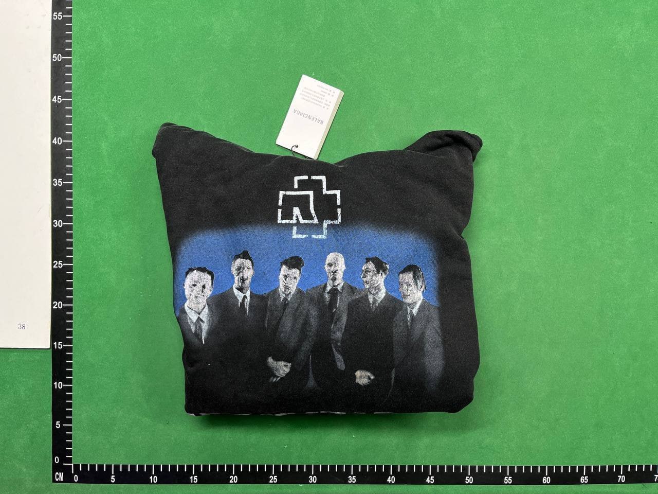 Balenciaga Hoodies/Sweaters [36 styles]