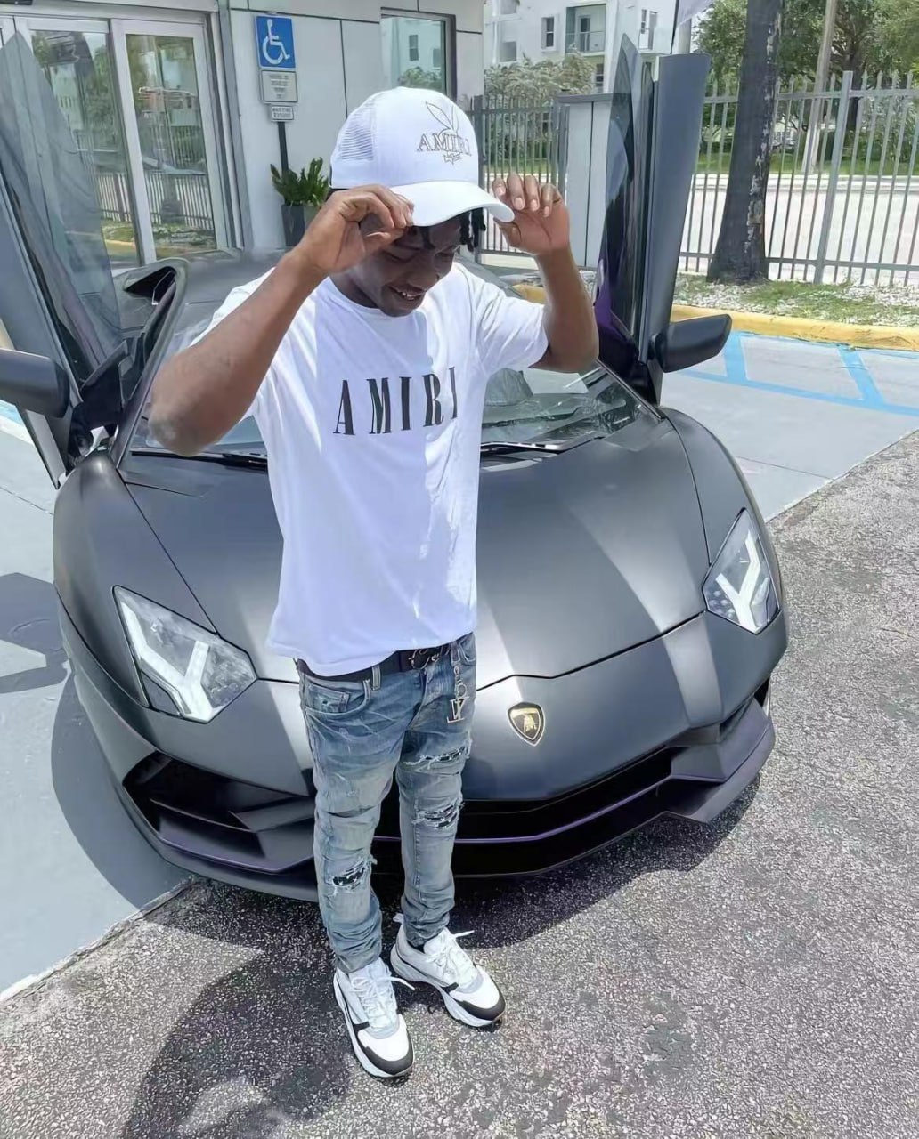 Dior B22 Sneakers [40 styles]