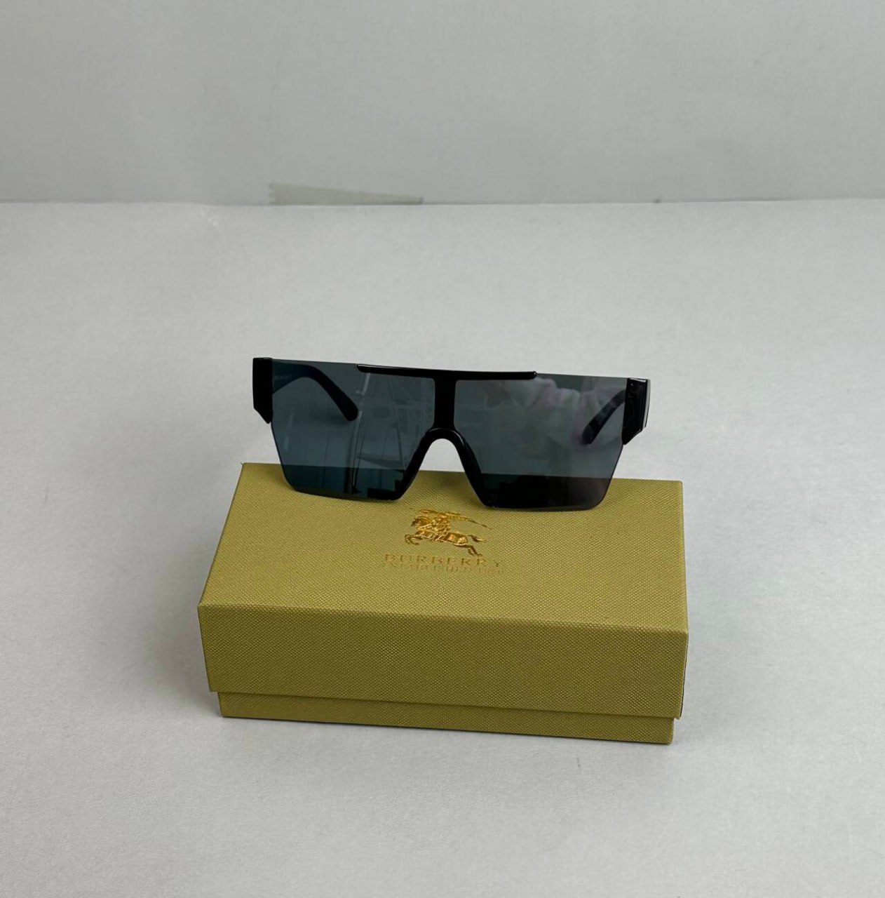 Burberry 4277 Sunglasses [5 styles]