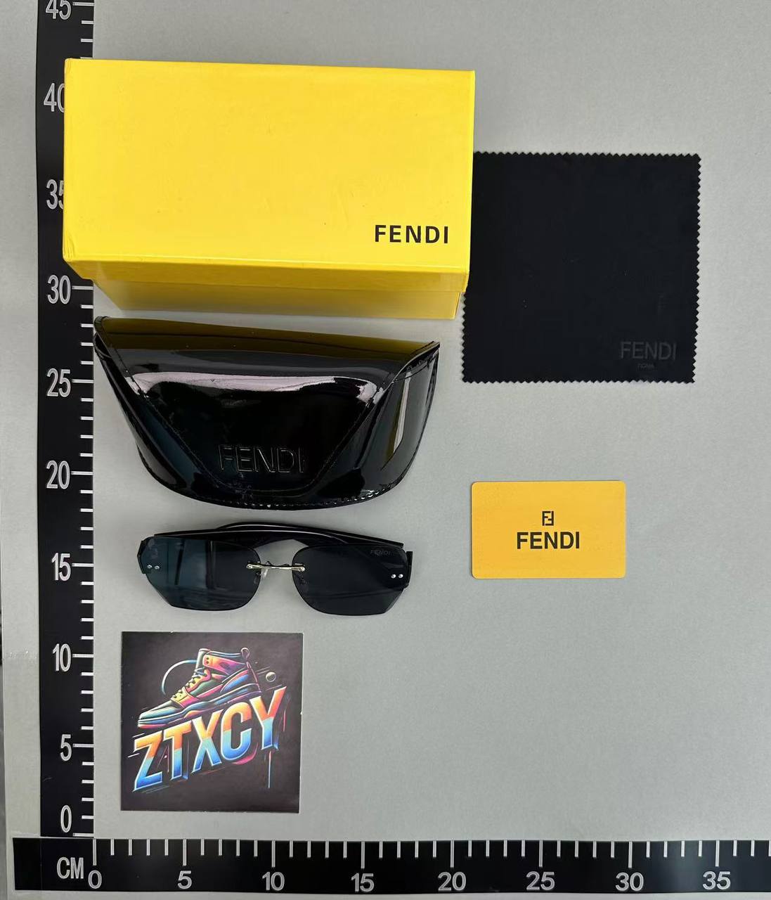 Fendi B22 Sunglasses [19 styles]
