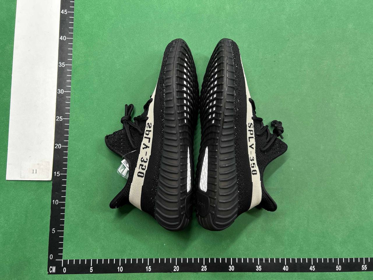 Adidas Yeezy Boost 350 V2 Sneakers [19 styles]