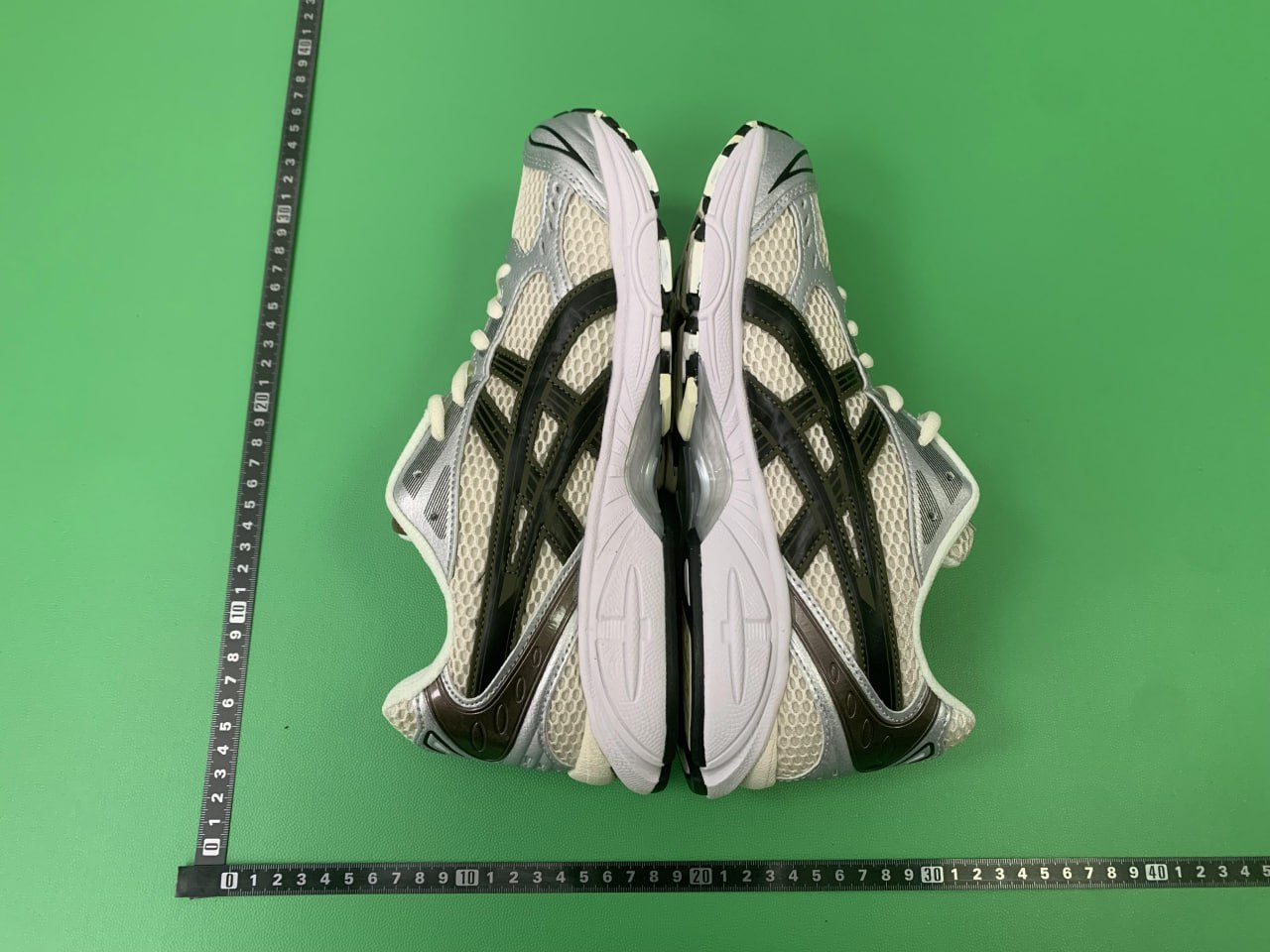 ASICS GEL-KAYANO 14 Sneakers [32 styles]