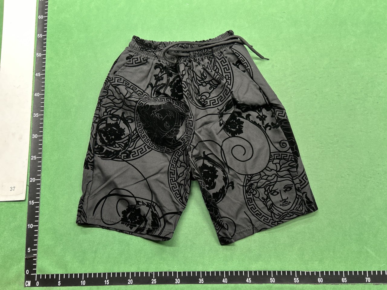 Burberry Check Print Shorts [24 styles]