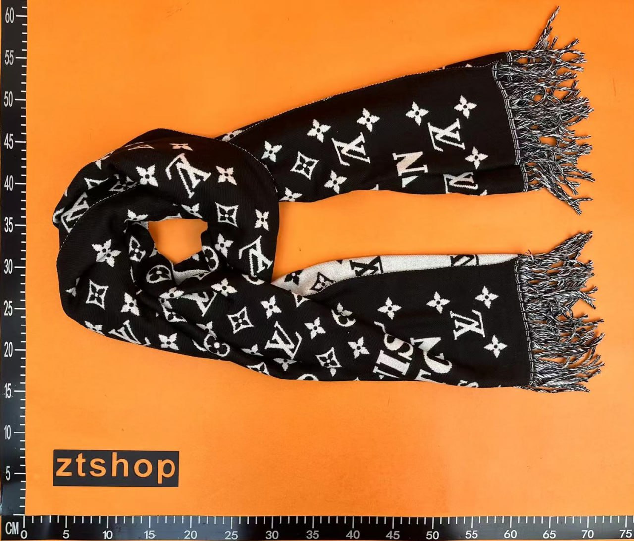 Louis Vuitton Monogram Flower Scarf [21 styles]