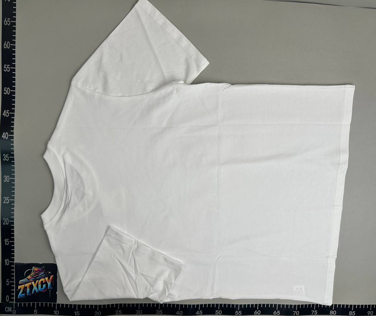 Circo T-Shirt [23 styles]