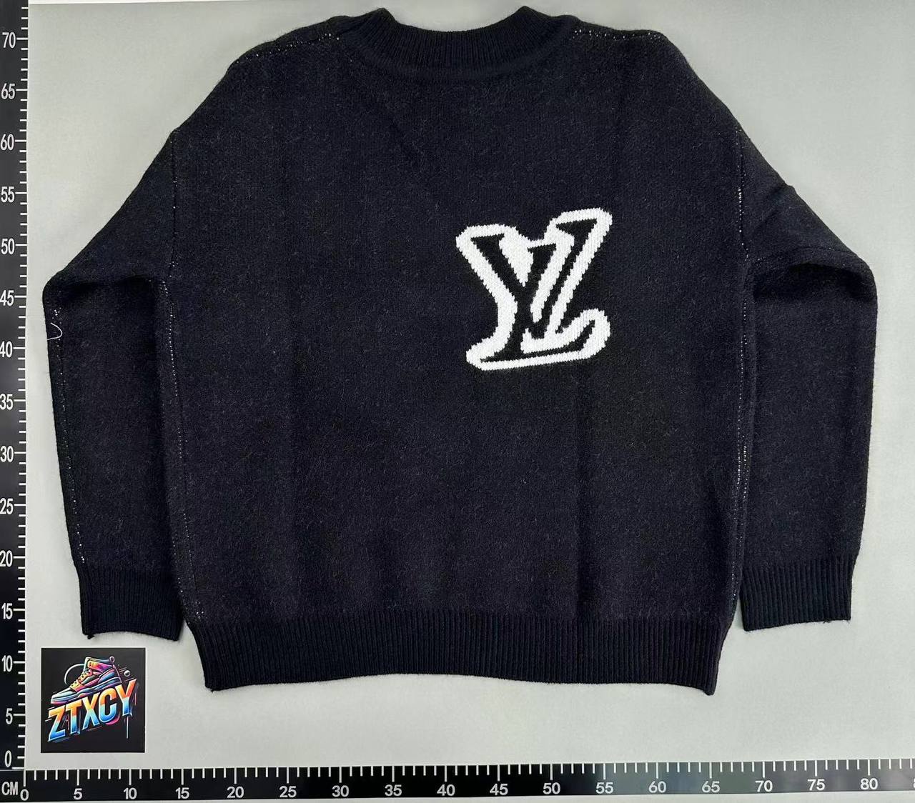 Louis Vuitton LV Monogram Knit Sweater [4 styles]