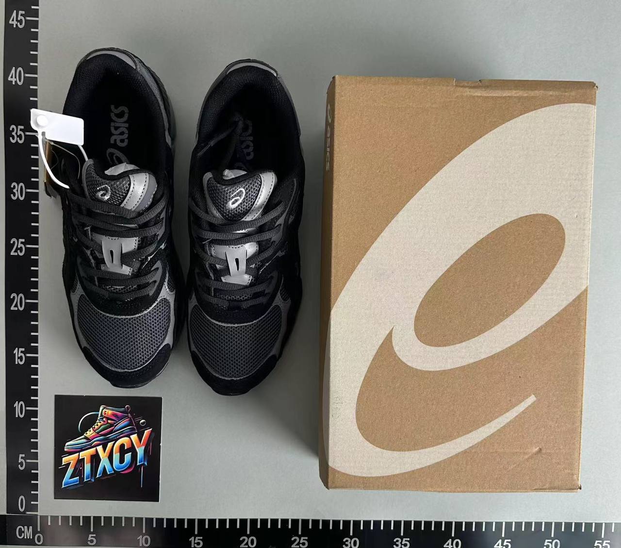 Asics Gel-Kayano 14 Sneakers [17 styles]