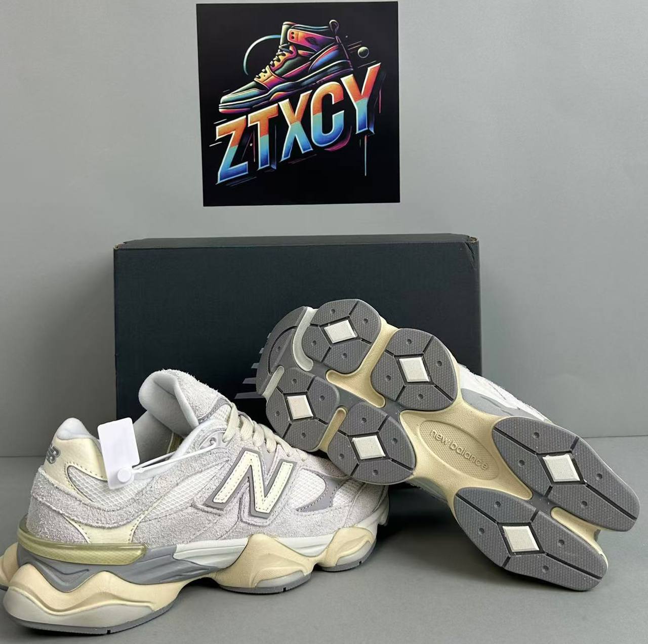 New Balance 928 Sneakers [27 styles]