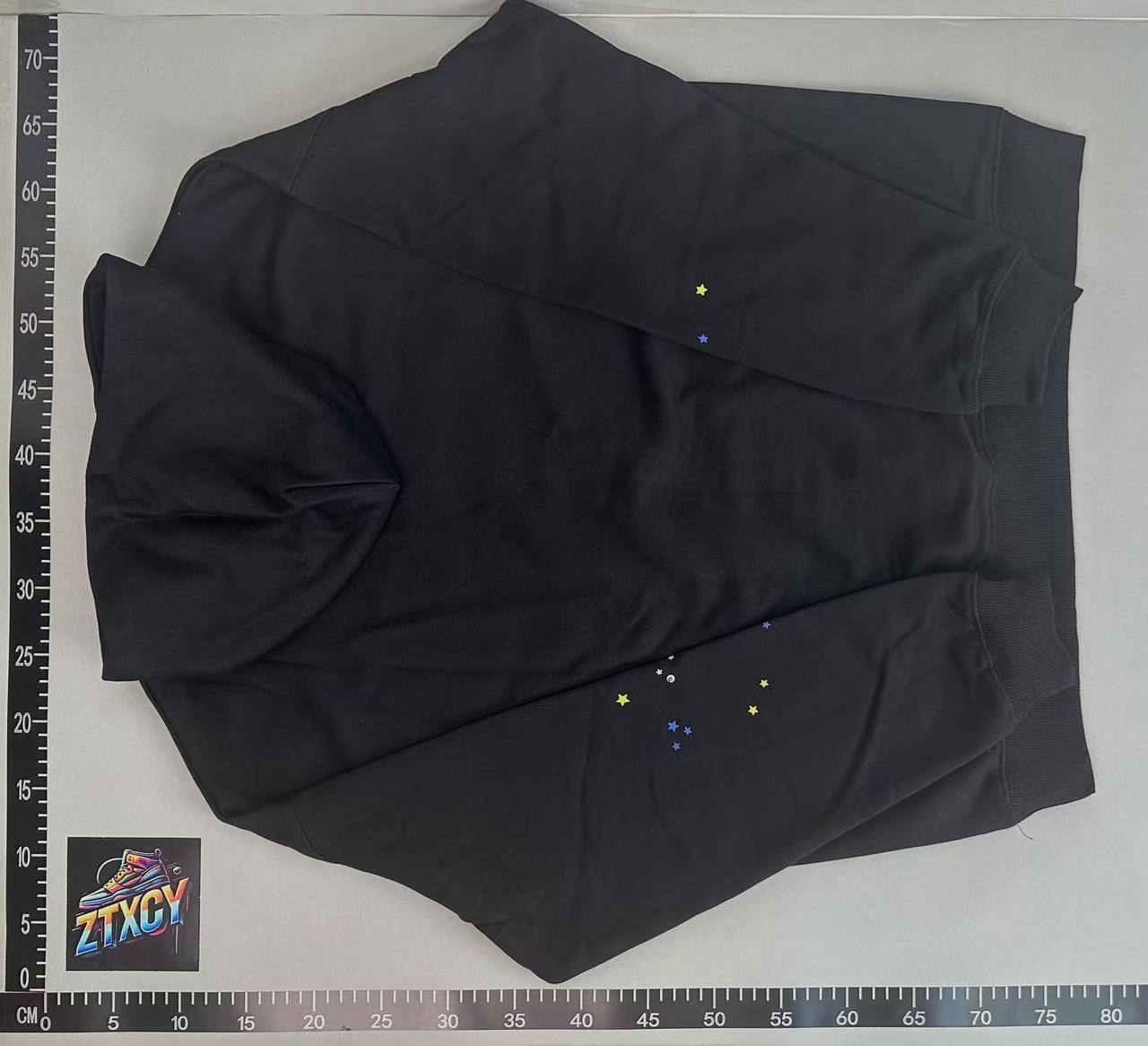 Spider! Here's the Alis Hoodie & Jogger Set [35 styles]