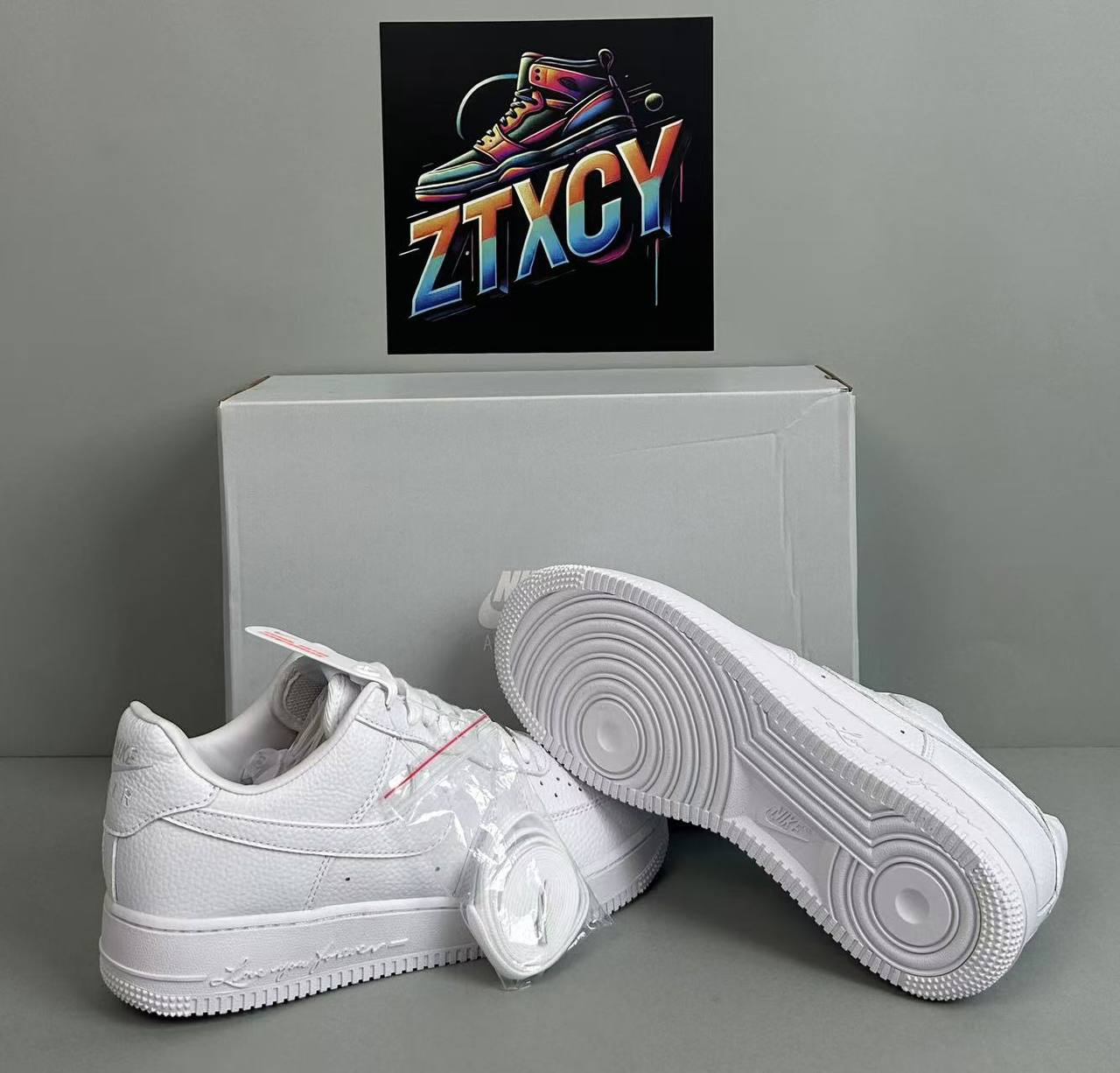 Nike Air Force 1 Sneakers [32 styles]