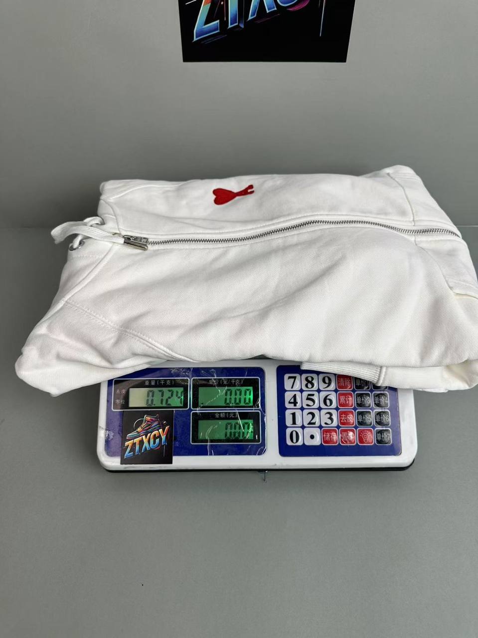 ami CUNINKON Hoodies [40 styles]