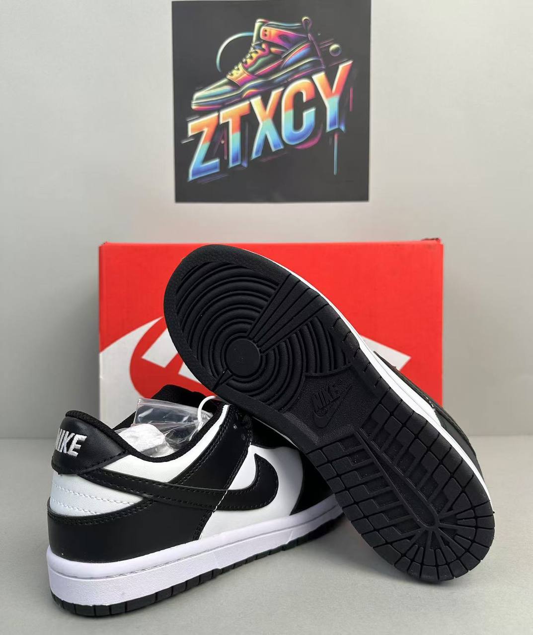 Nike Dunk Low Sneakers [25 styles]