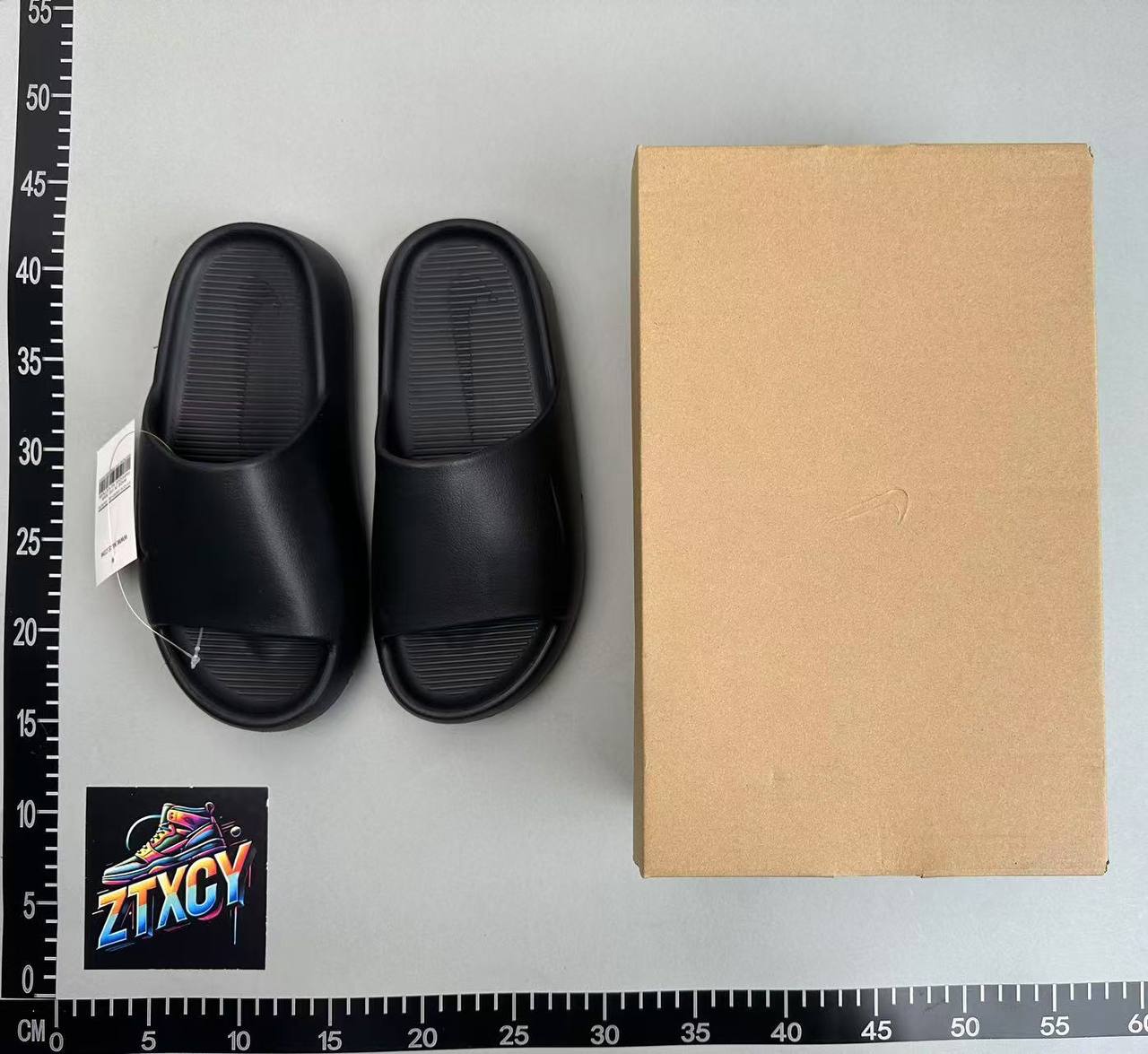 Nike Benassi Slide Sandals [10 styles]