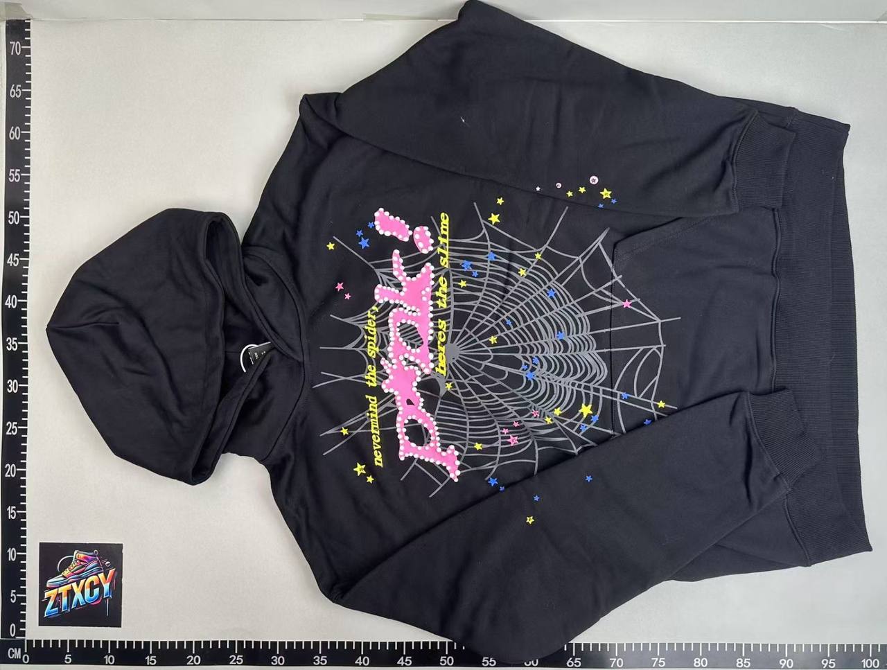 Spider! Here's the Alis Hoodie & Jogger Set [35 styles]