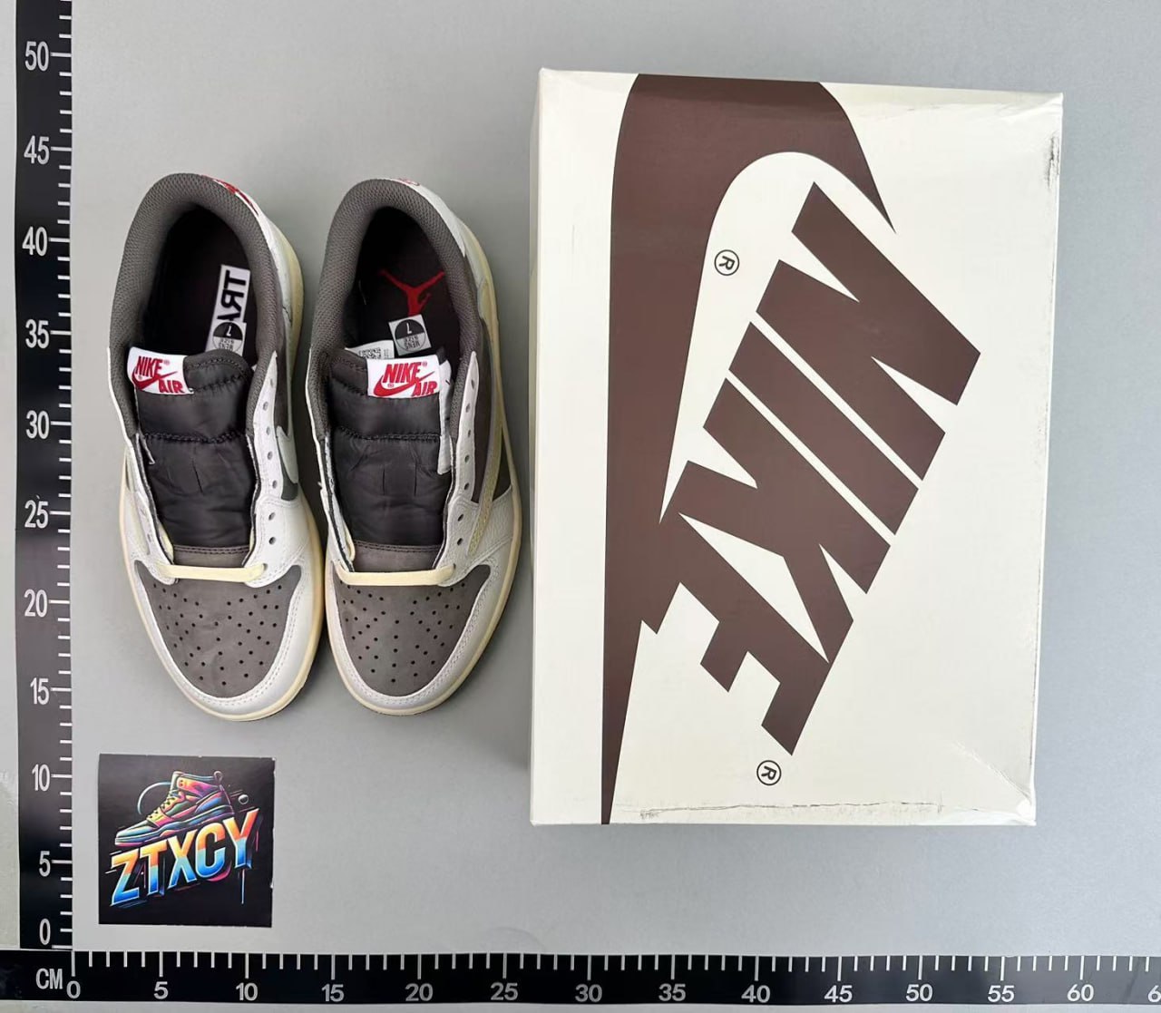 Nike Air Jordan 1 Low Sneakers [11 styles]