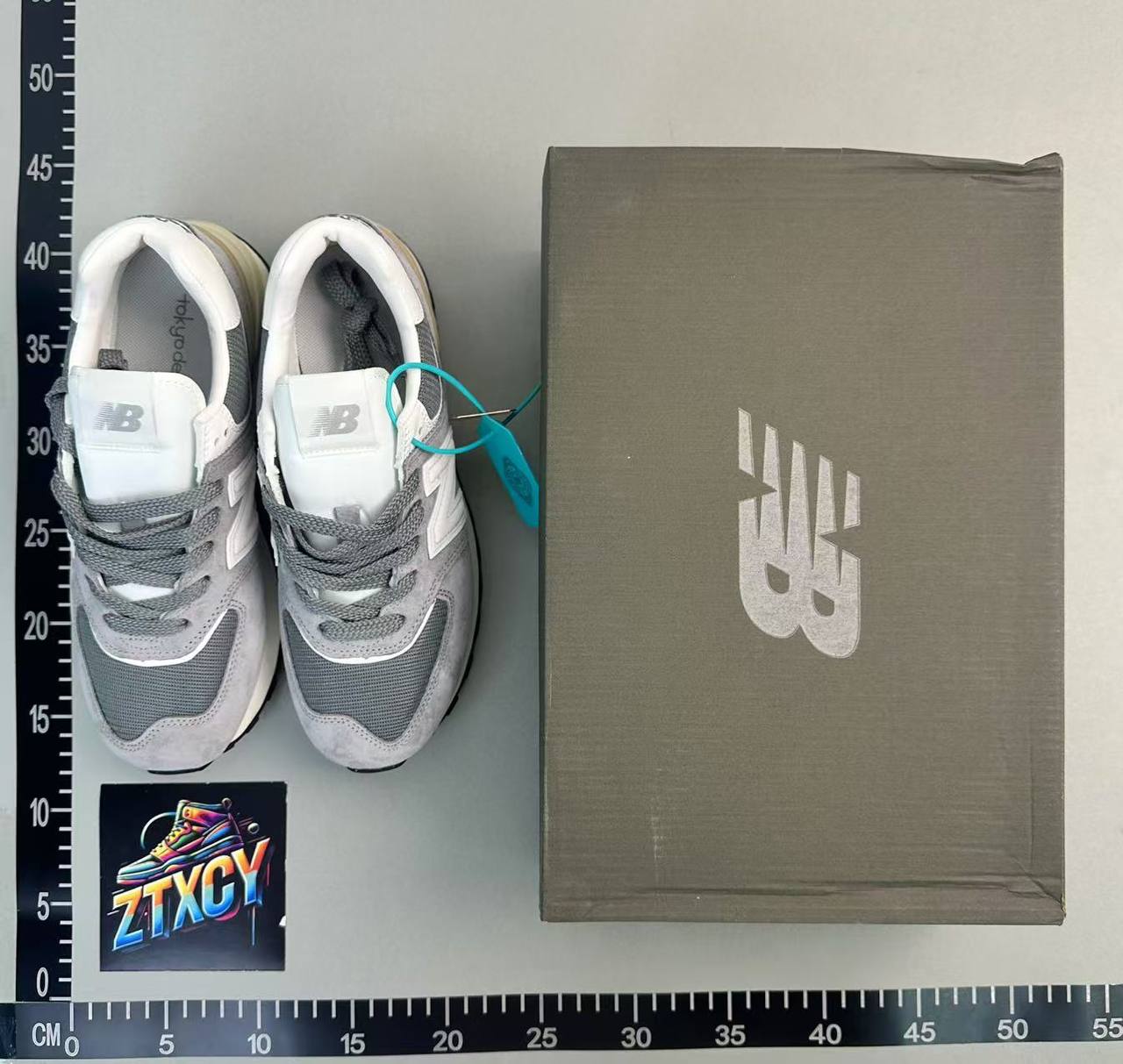 New Balance 990 Sneakers [39 styles]