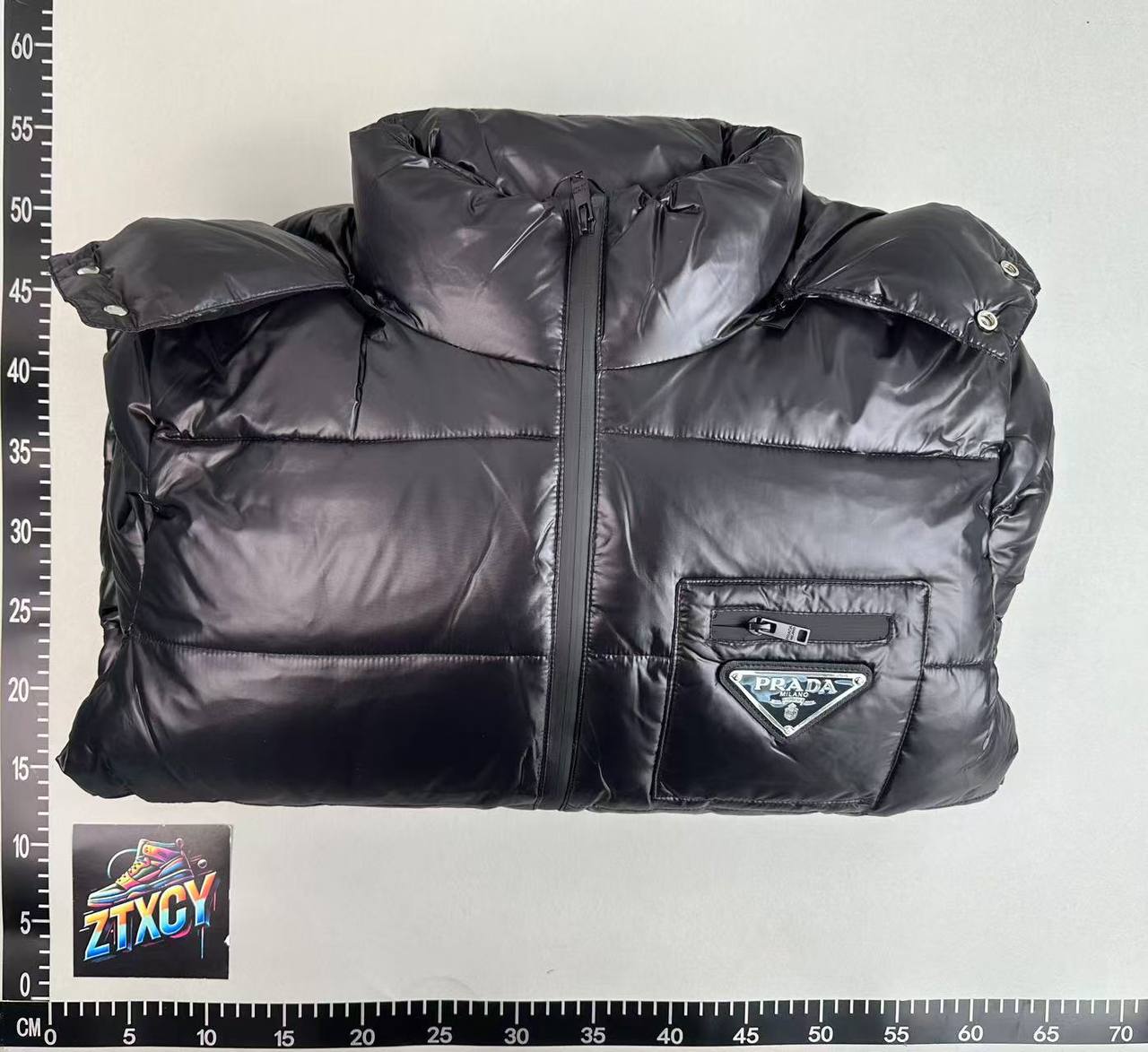 Prada Puffer Jacket [8 styles]