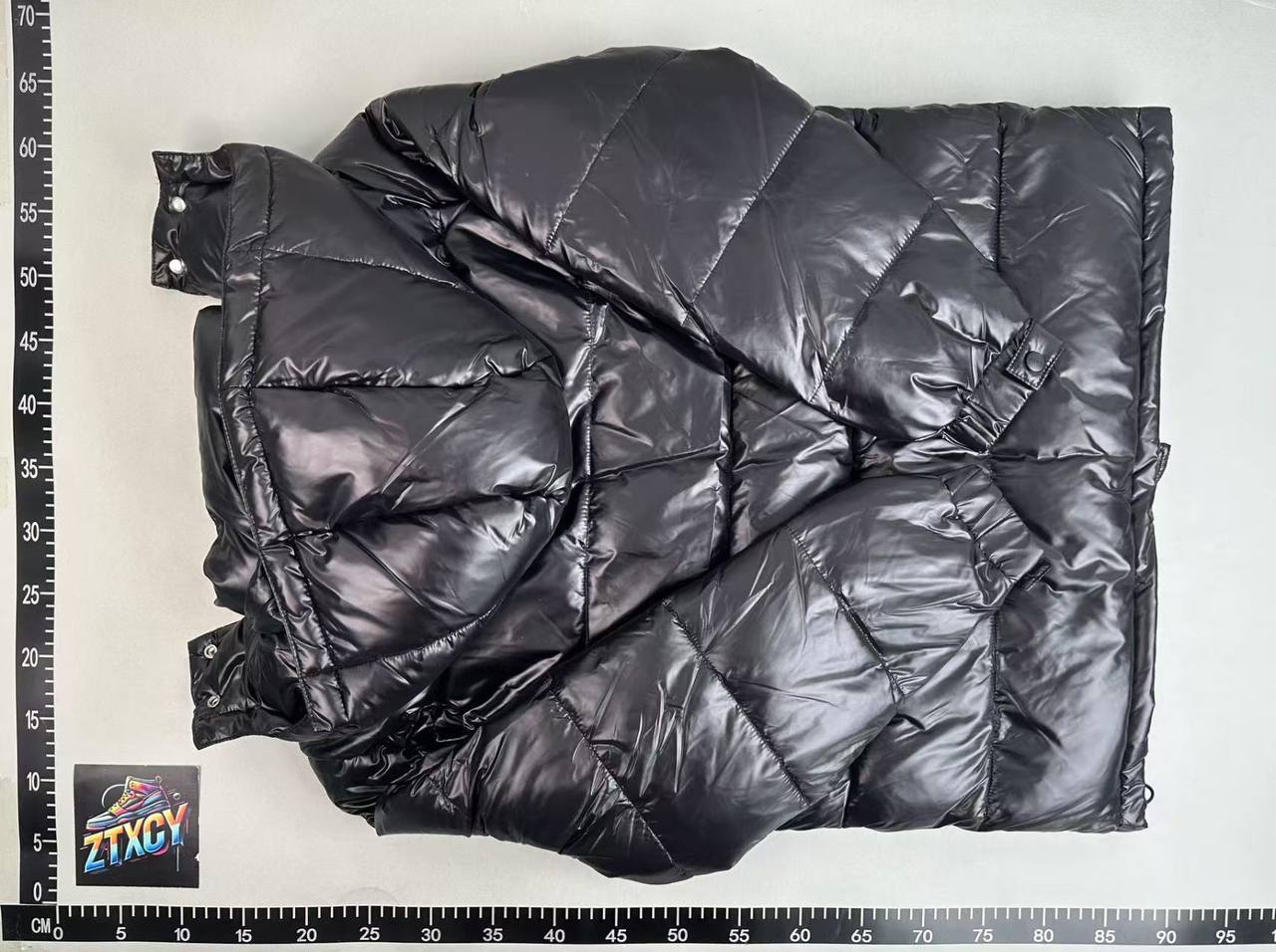 Prada Puffer Jacket [8 styles]