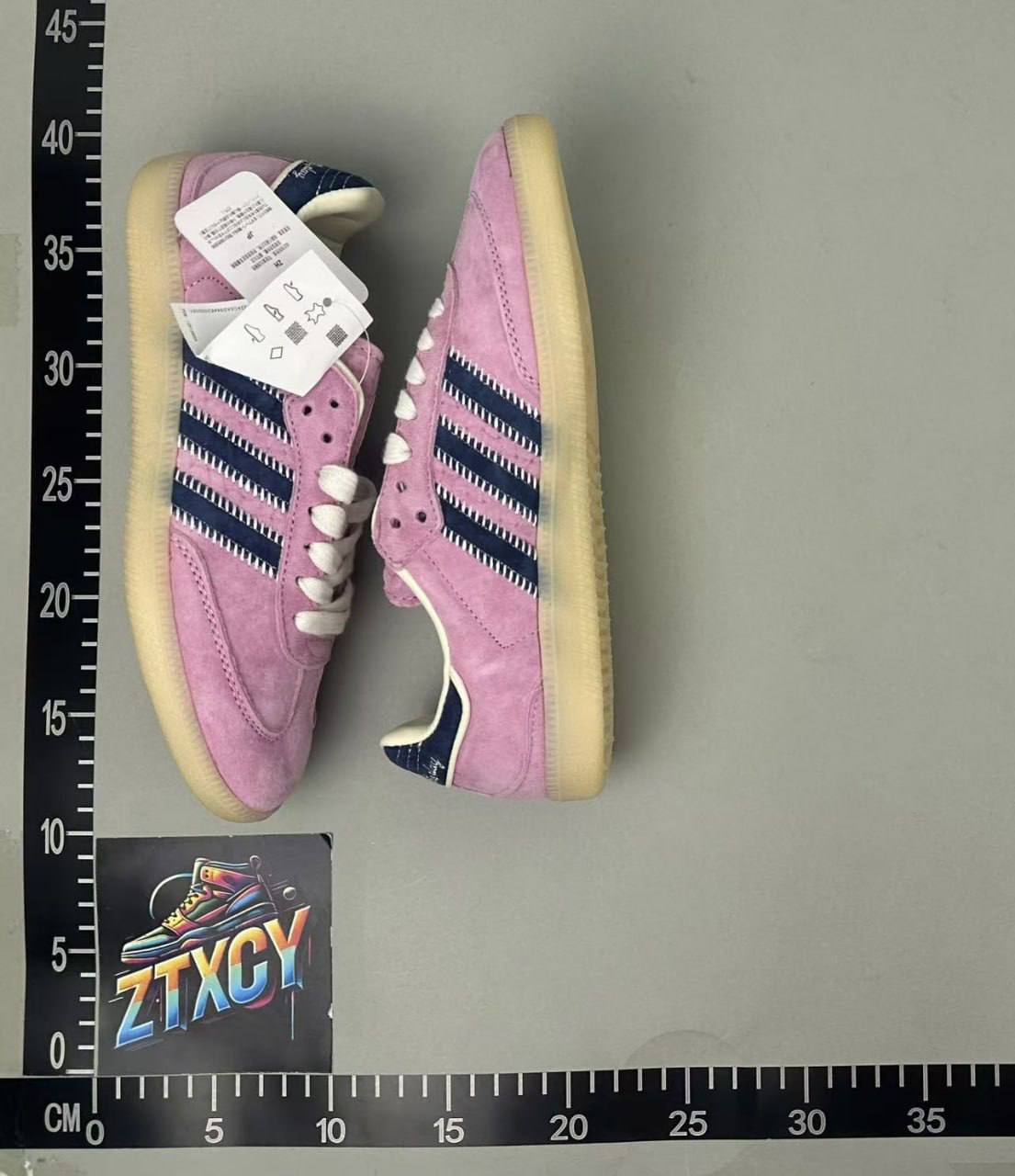 Adidas Samba Sneakers [5 styles]