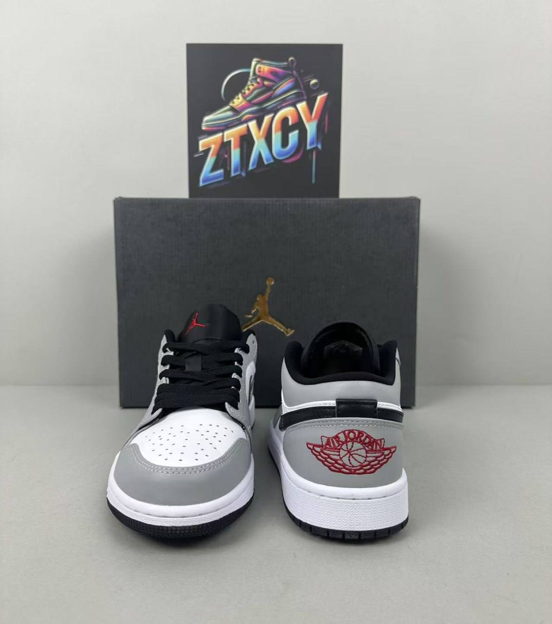 Nike Air Jordan 1 Low Sneakers [15 styles]