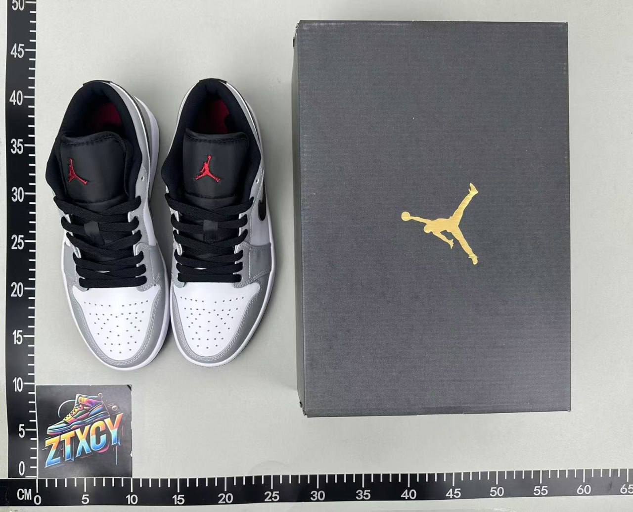 Nike Air Jordan 1 Low Sneakers [15 styles]