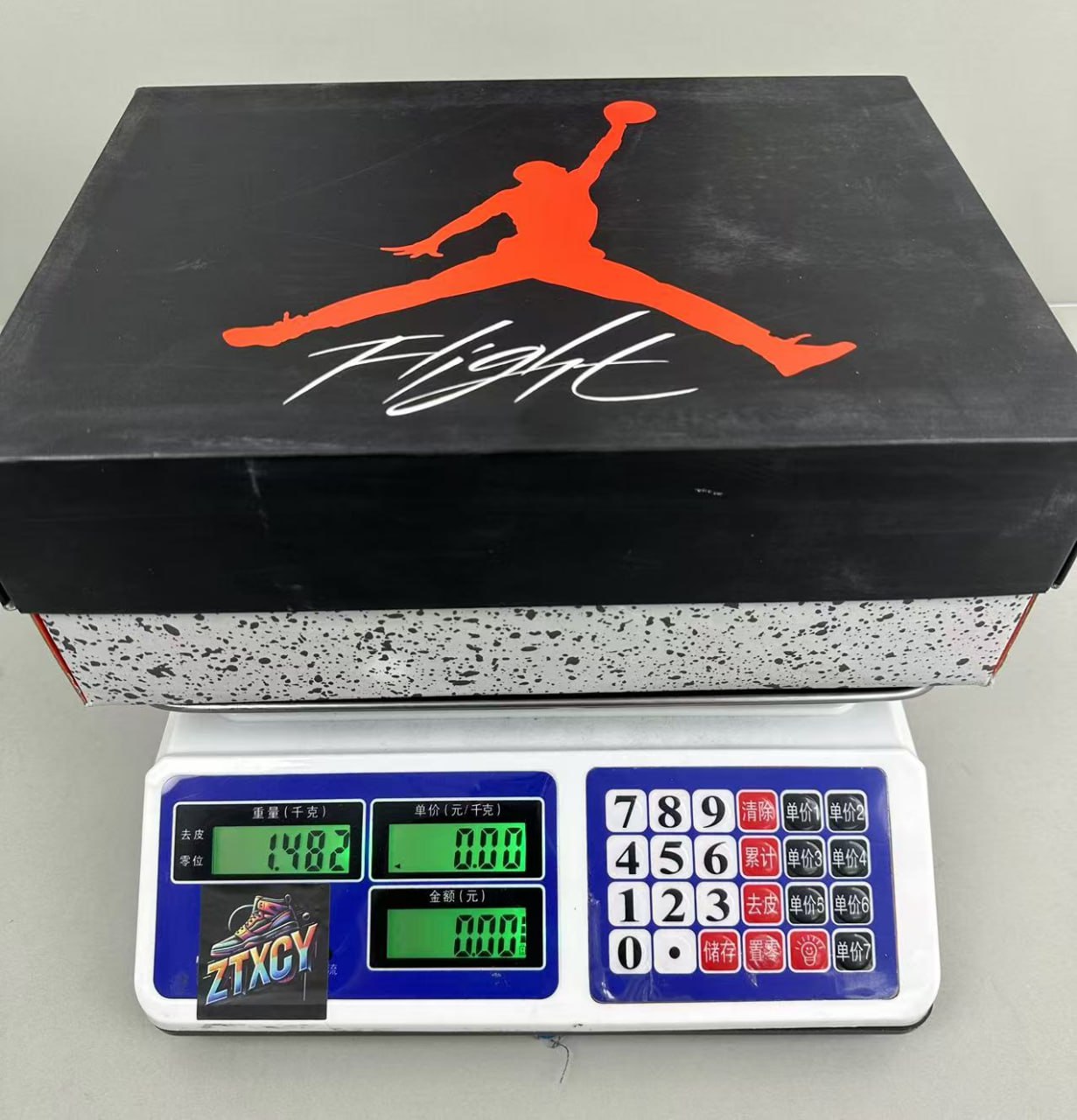 Jordan 4 Yellow Sneakers [17 styles]