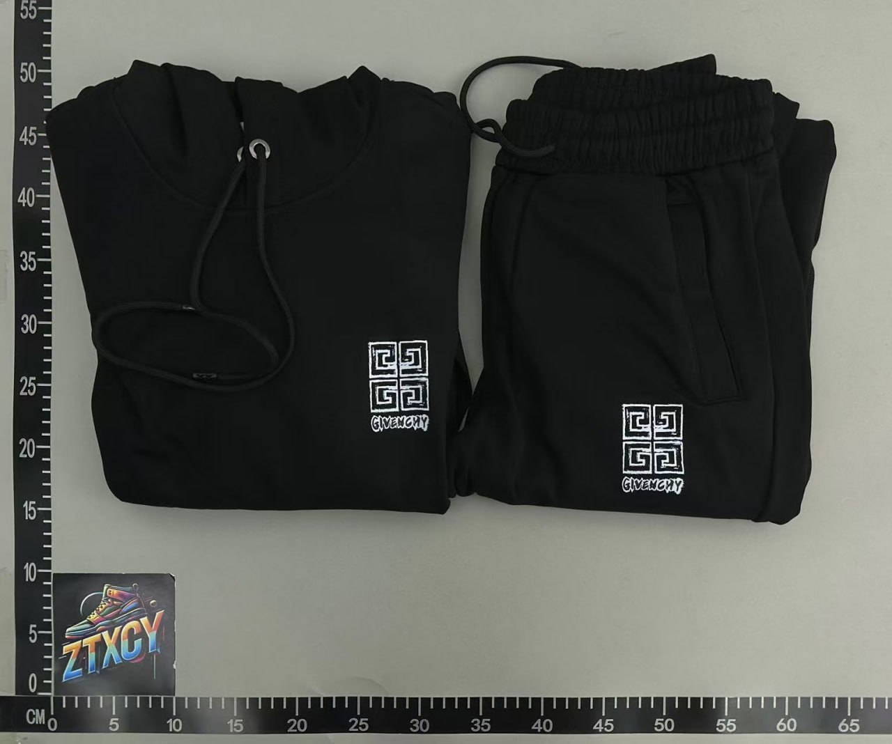 Givenchy 4G Hoodie & Joggers Set [1 style]