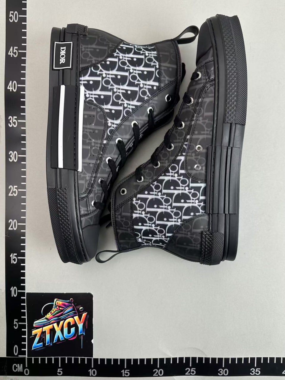 Dior B22 Sneakers [17 styles]