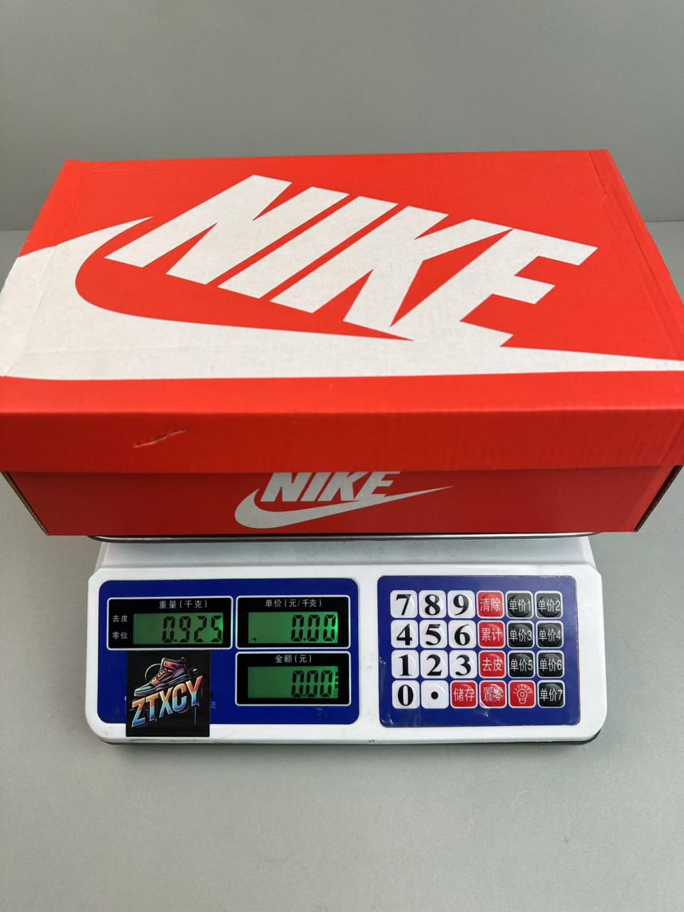 Nike Dunk Low Sneakers [26 styles]