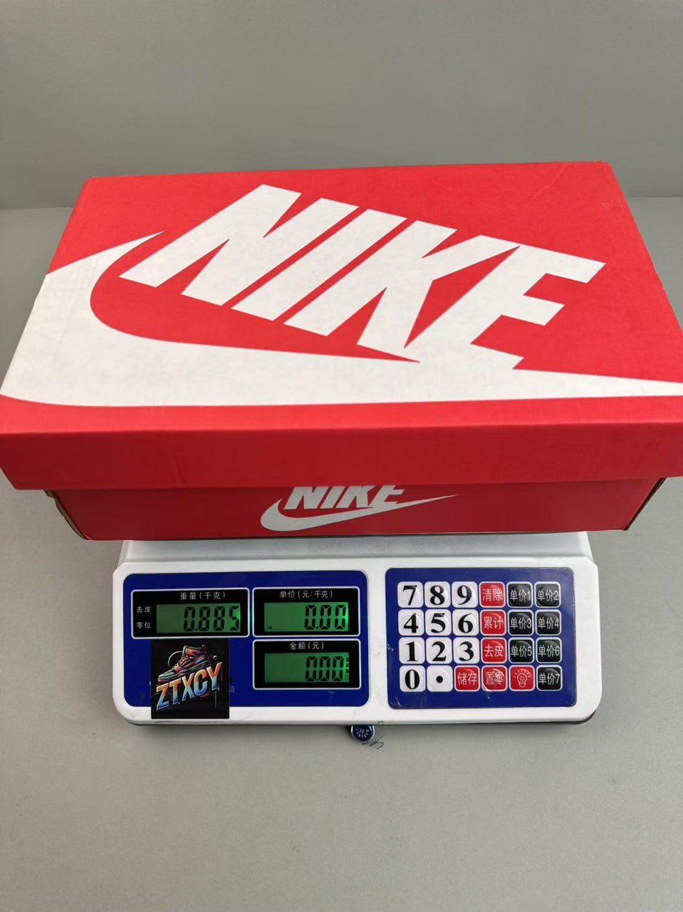 Nike Dunk Low Sneakers [26 styles]