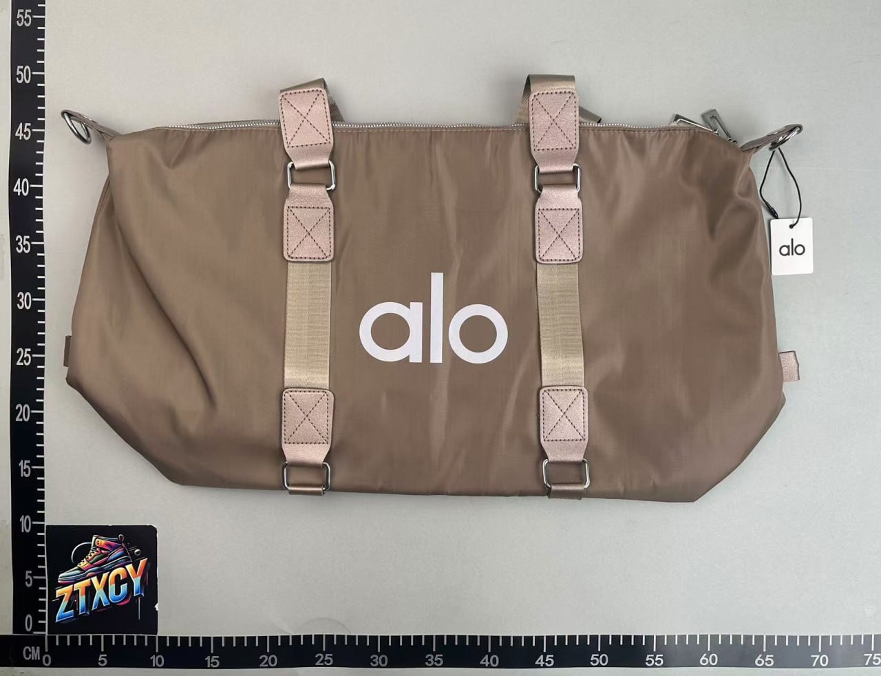alo Duffel Bag [5 styles]