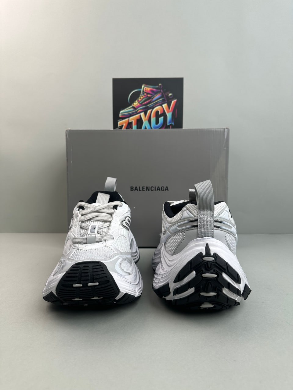 Mizuno Wave Rider Sneakers [10 styles]