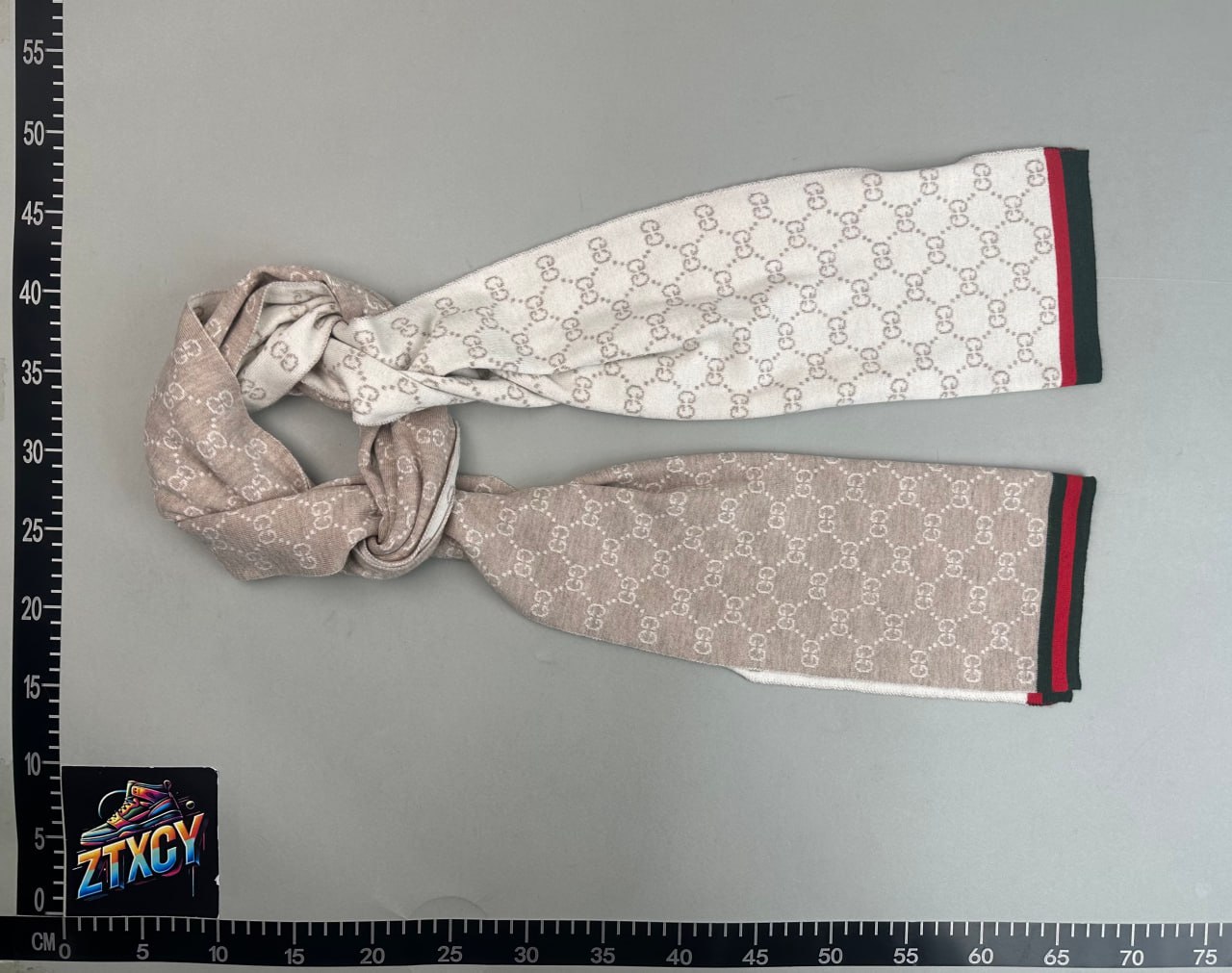 Gucci GG Supreme Scarf [2 styles]