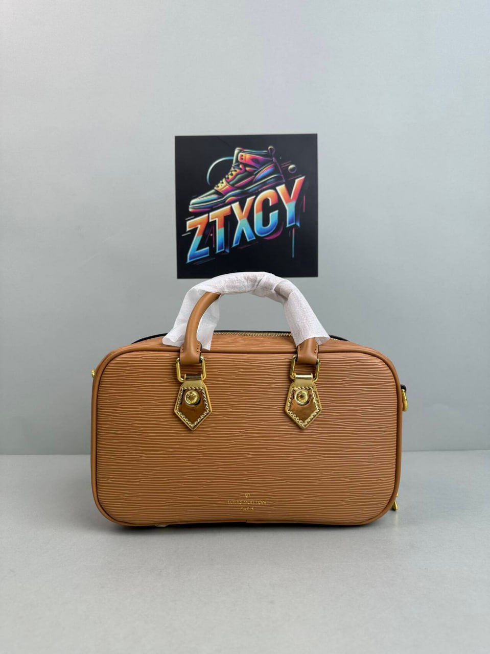 Louis Vuitton Boite Chapeau Souple Handbags [12 styles]