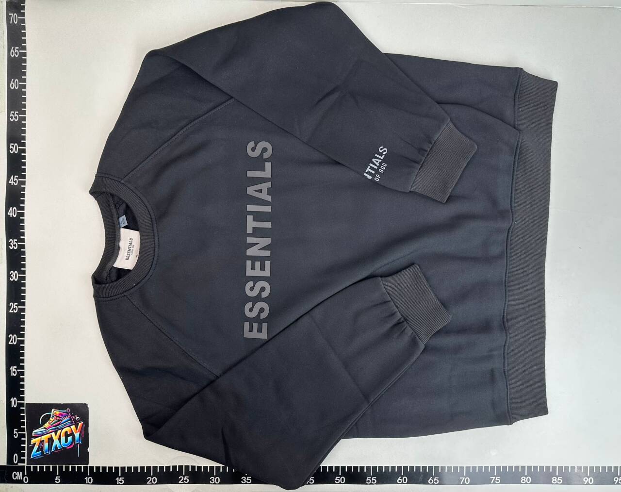 Essentials Hoodies & Sweatshirts [40 styles]