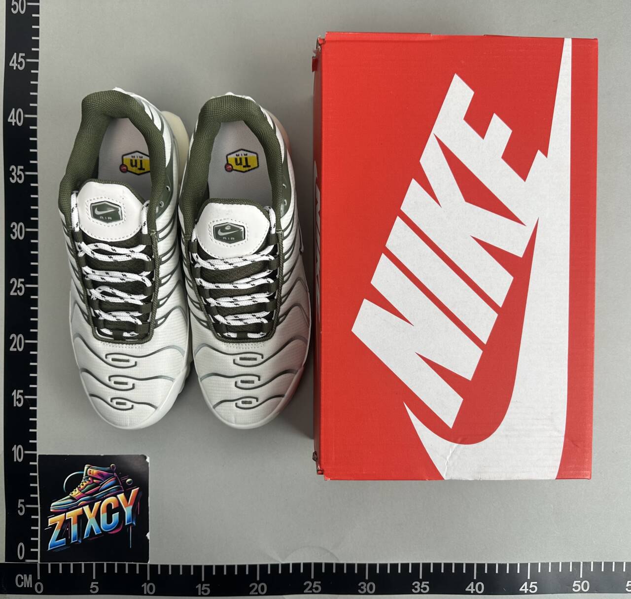 Nike Air Max Plus Sneakers [28 styles]