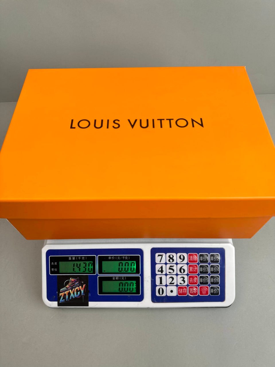 Louis Vuitton Trainer Sneakers [40 styles]