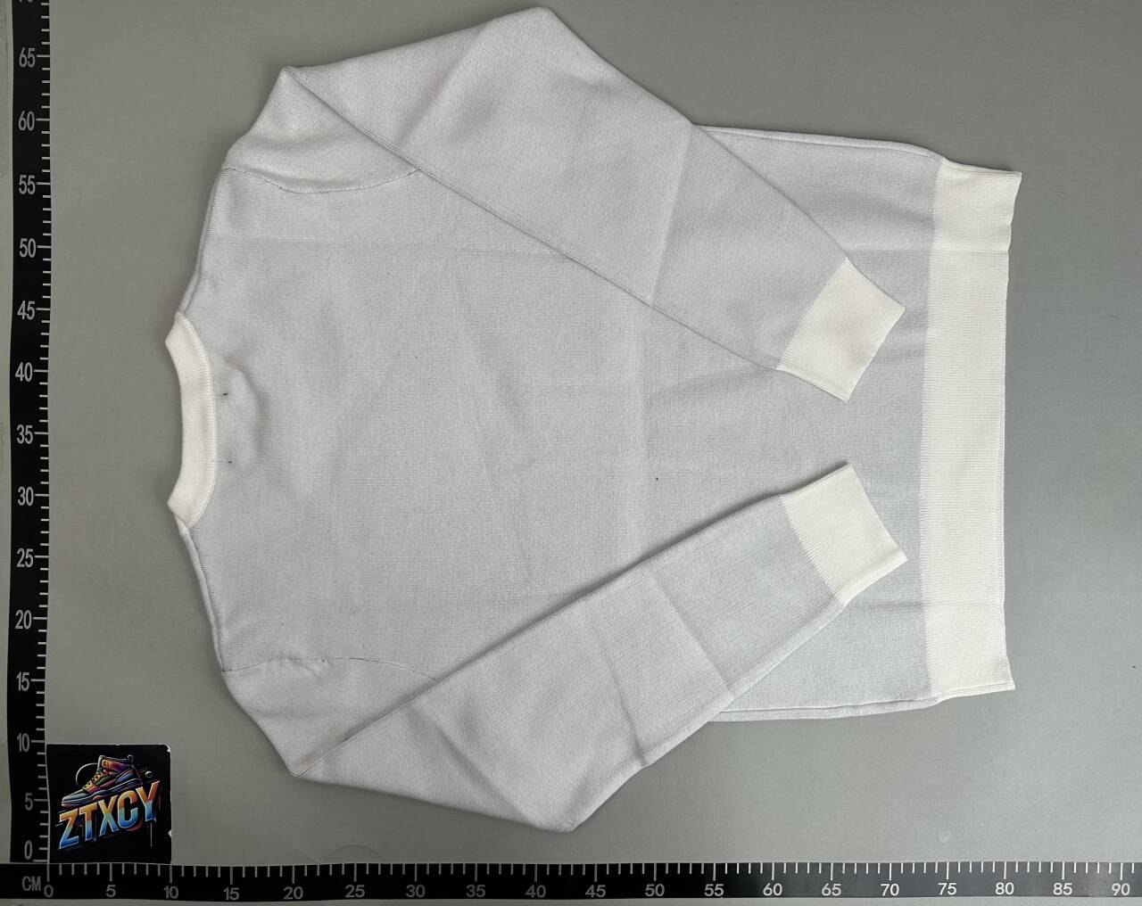 Louis Vuitton Monogram Knit Sweaters [21 styles]