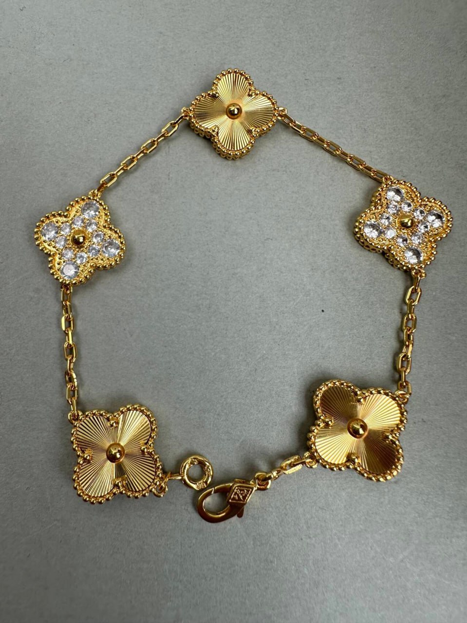 Van Cleef & Arpels Alhambra Necklace [35 styles]