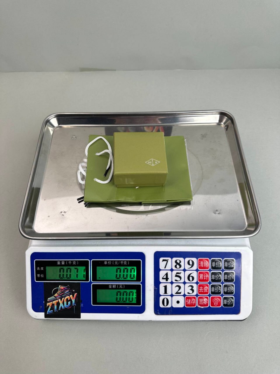 Van Cleef & Arpels Alhambra Necklace [35 styles]