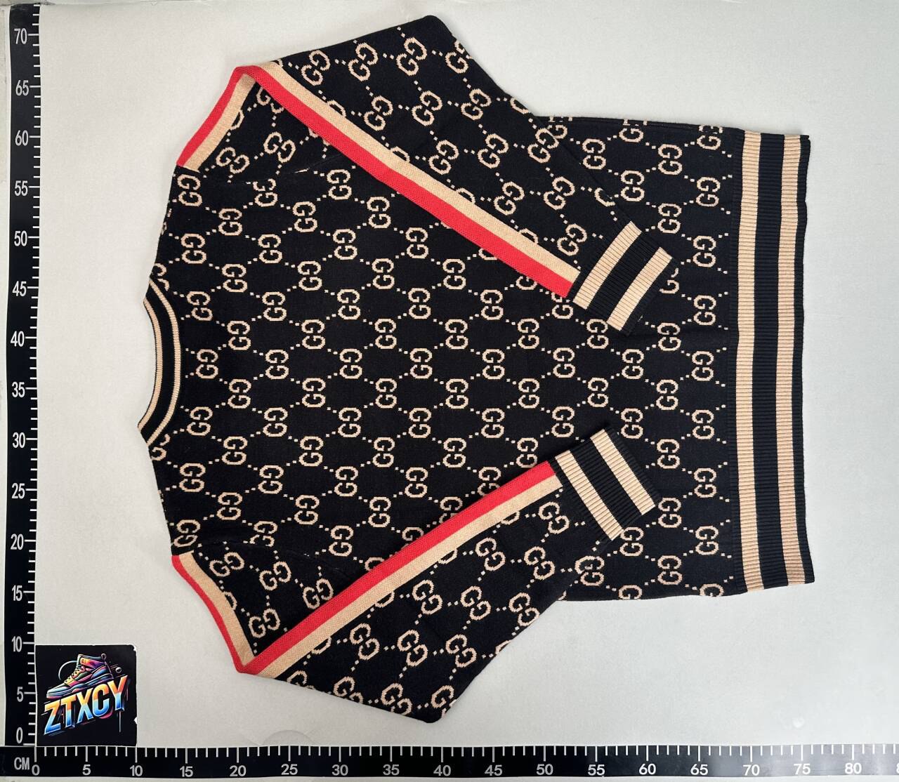 Gucci GG Supreme Sweaters [20 styles]