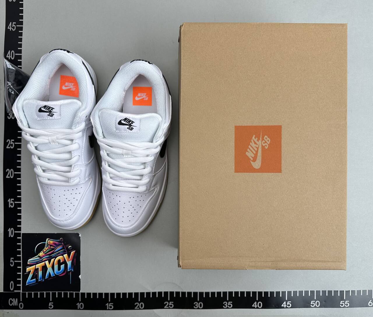 Nike Dunk Low Sneakers [27 styles]